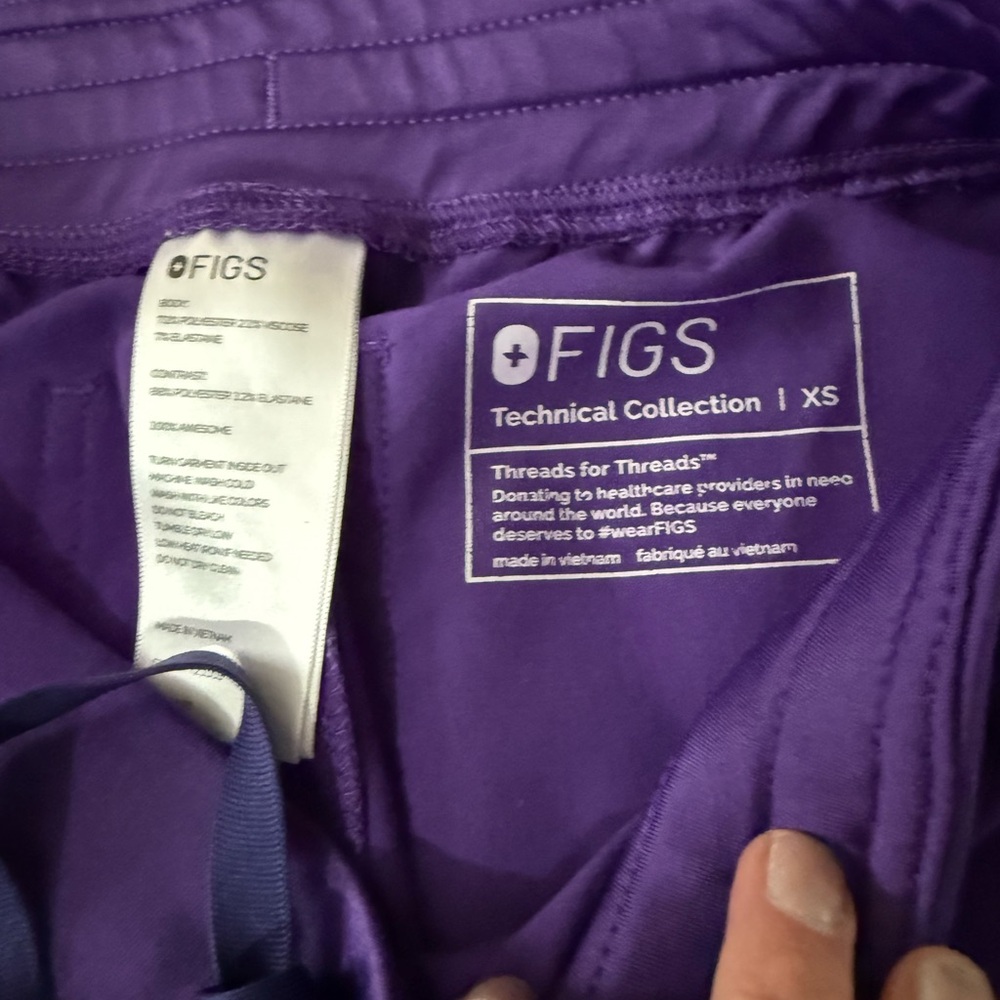 Figs Technical Collection XS in Purple